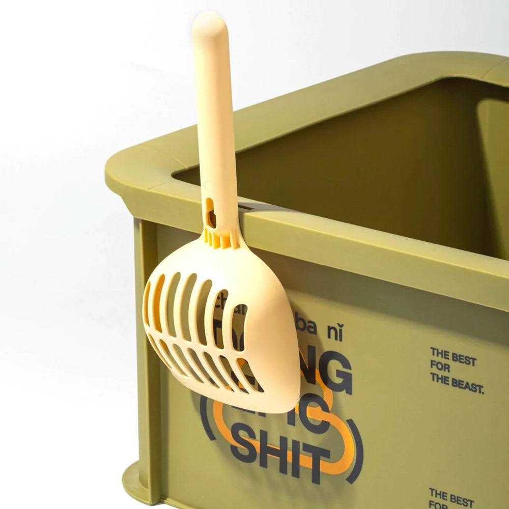 Furrytail Camp Open Rimmed XL Cat Litter Box With Scoop