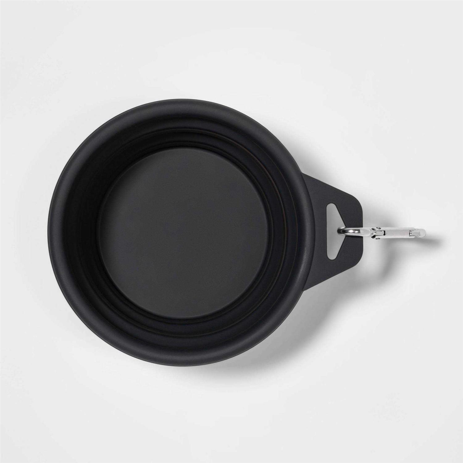 Boots & Barkley Collapsible Dog Bowl