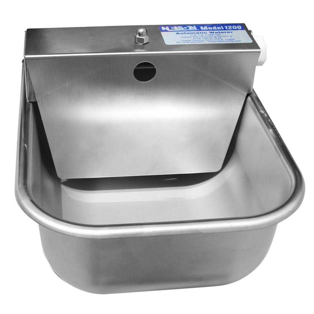 Nelson Automatic Dog Waterer