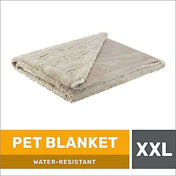 Retriever Simple Water-Resistant Pet Blanket