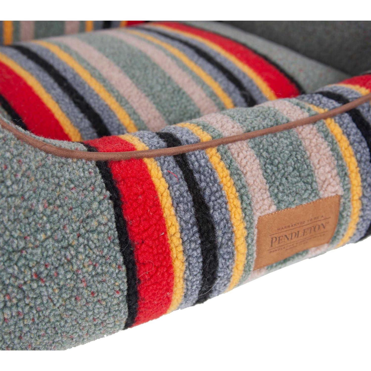 Pendleton Dog Bed Vintage Camp Kuddler