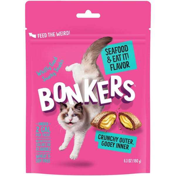Bonkers Catnip Chick ‘N’ Cheddar Crunchy Cat Treats