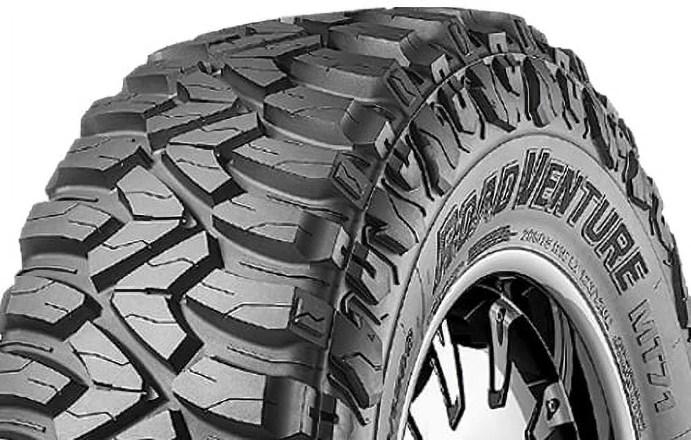 Kumho Road Venture MT71 Mud Terrain 33X12.5R22 109Q E Light Truck Tire