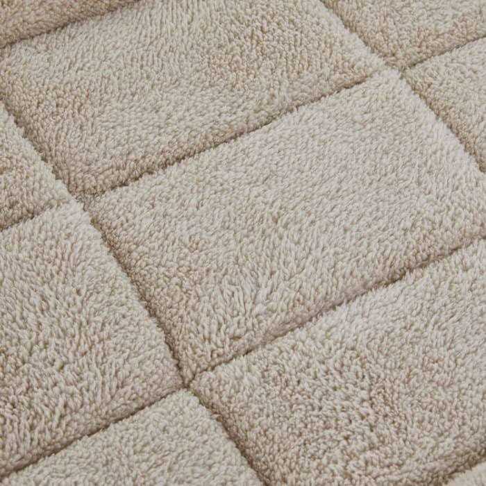 EveryYay Plush Dog Crate Mat 2 H