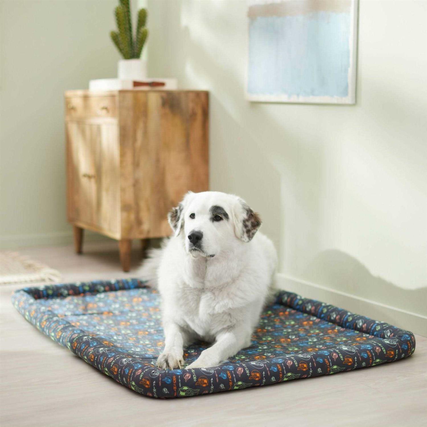 STAR WARS THE MANDALORIAN GROGU AUREBRESH Dog Crate Mat