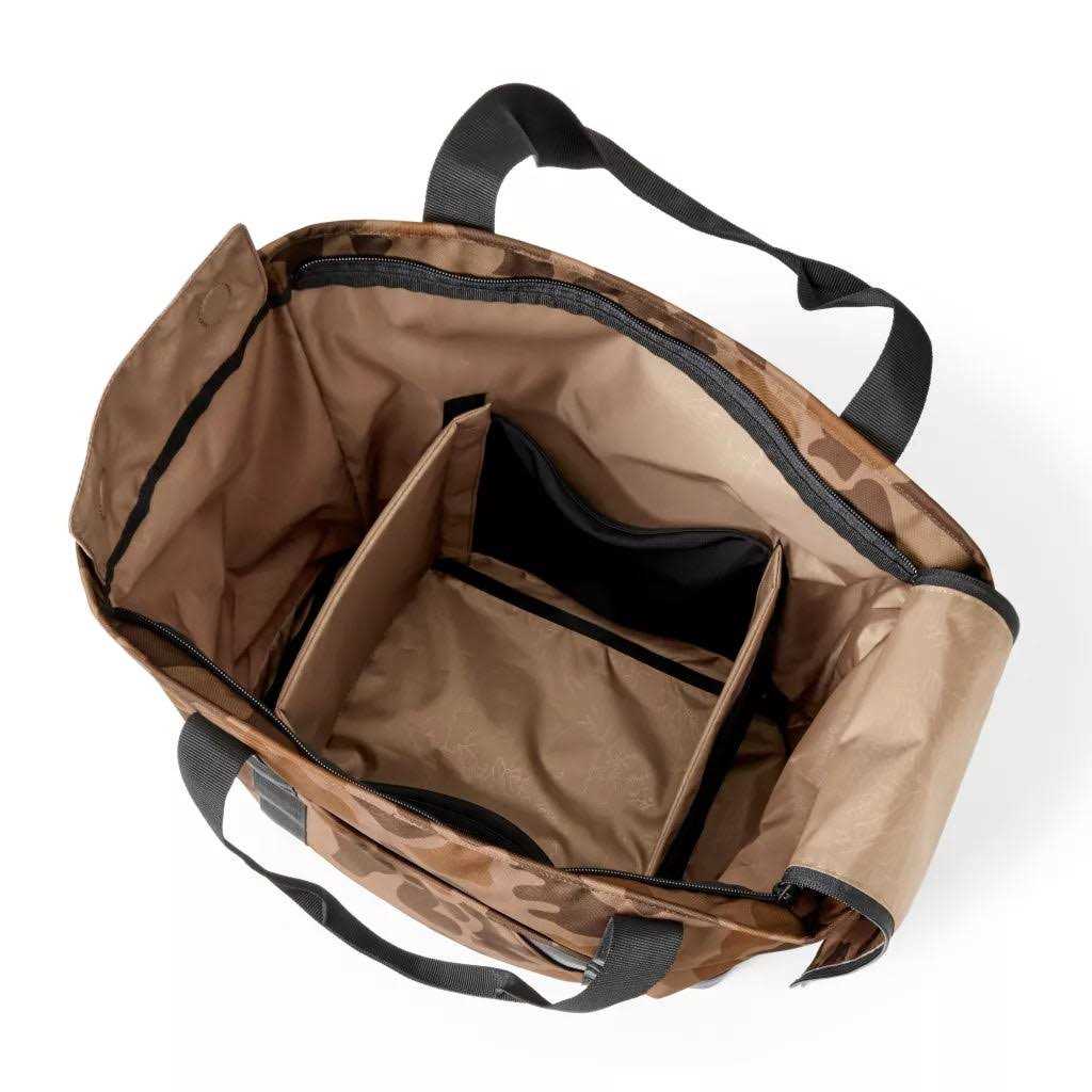 Orvis Tough Trail Chuckwagon Dog Tote