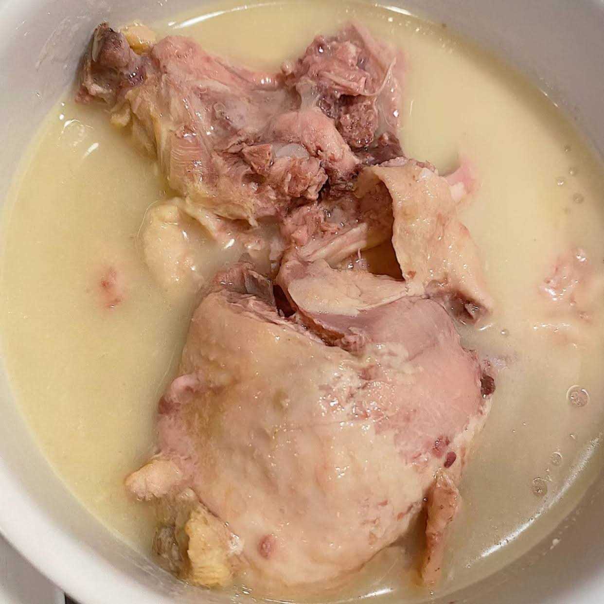 Evanger&s Grain-Free Hand Packed Whole Chicken Thighs Canned Dog Food