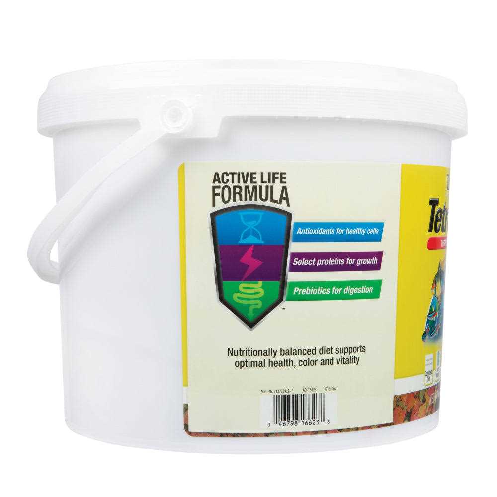 TetraMin Tropical Flakes Fish Food