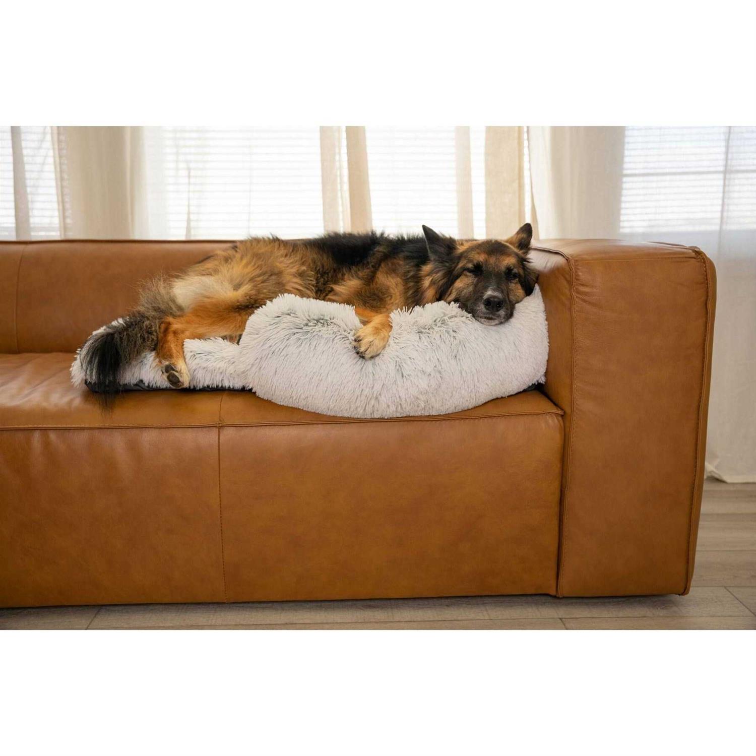 Best Friends by Sheri Nap Crate Dog Mat