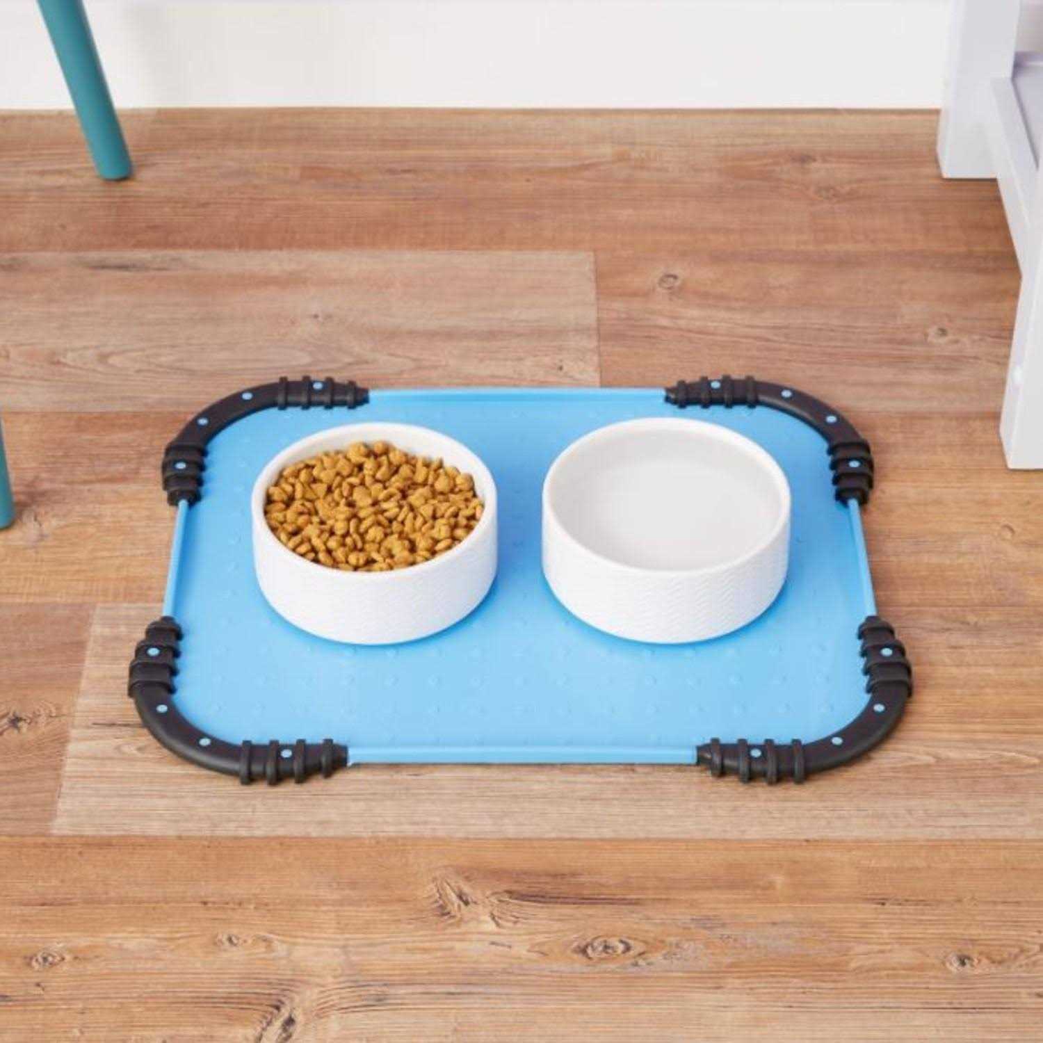 JW Stay in Place Food Mat