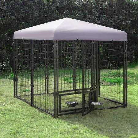 Veikous Outdoor Dog Kennel Rotating Feeding Door and Cover