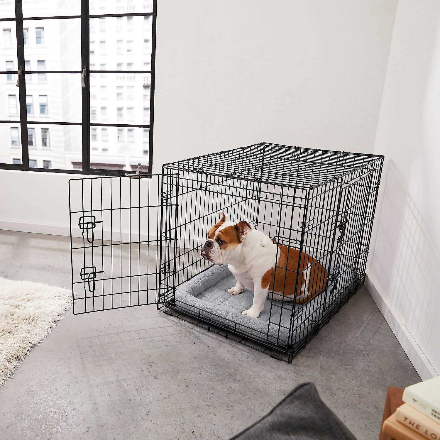 Frisco Heavy Duty Fold & Carry Double Door Collapsible Wire Dog Crate