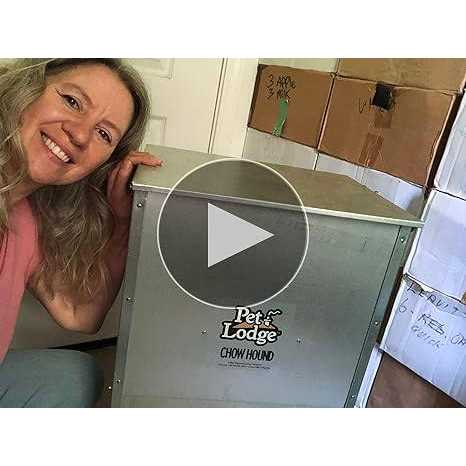 Pet Lodge CH12 Chow Hound 12 Pound Dog Feeder