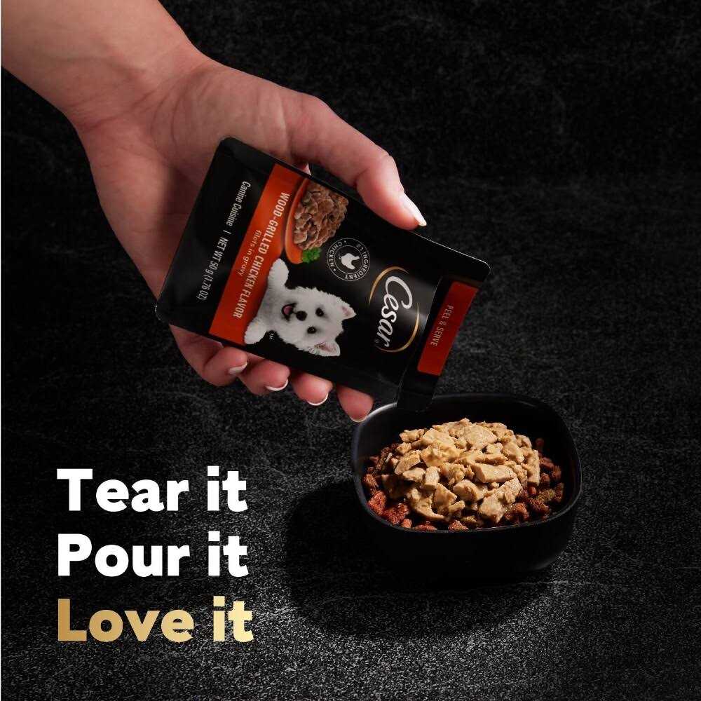 Cesar Filets in Gravy Wet Dog Food Wood-Grilled Chicken Flavor