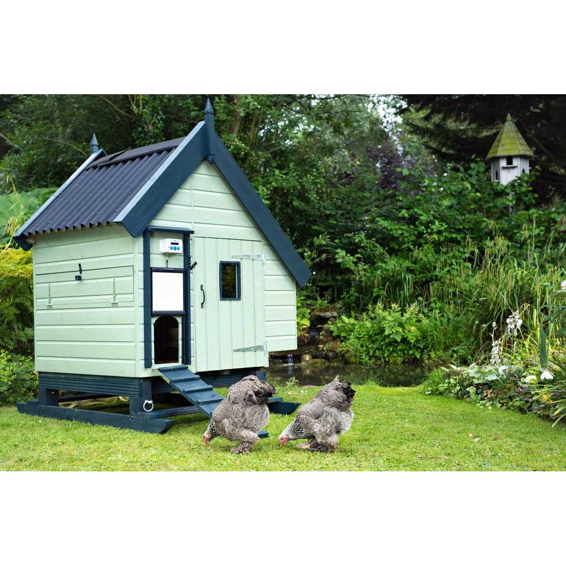 ChickenGuard Pro Automatic Door Opener & Self Locking Door