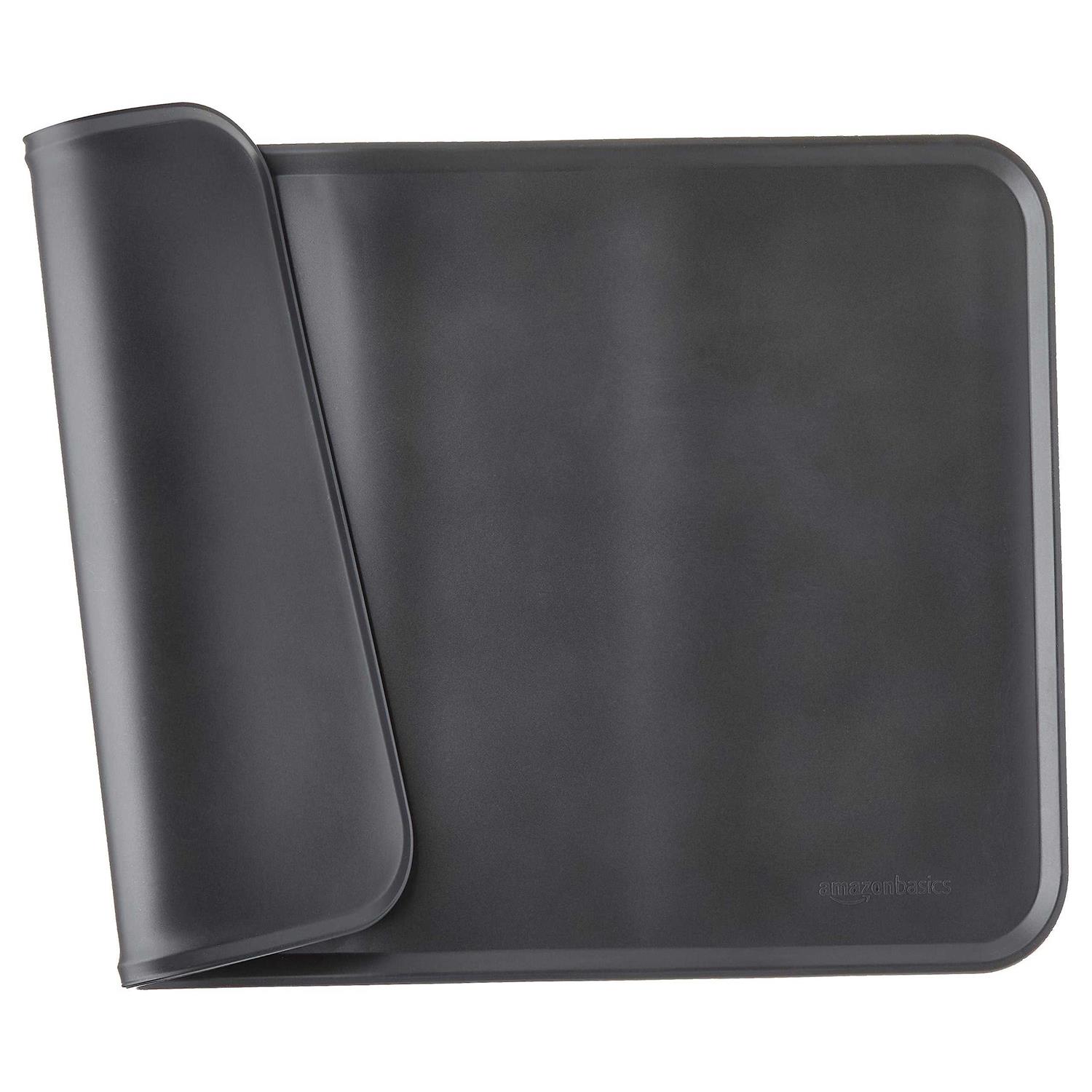 Amazon Basics Waterproof Anti-Slip Silicone Pet Food and Water Bowl Mat