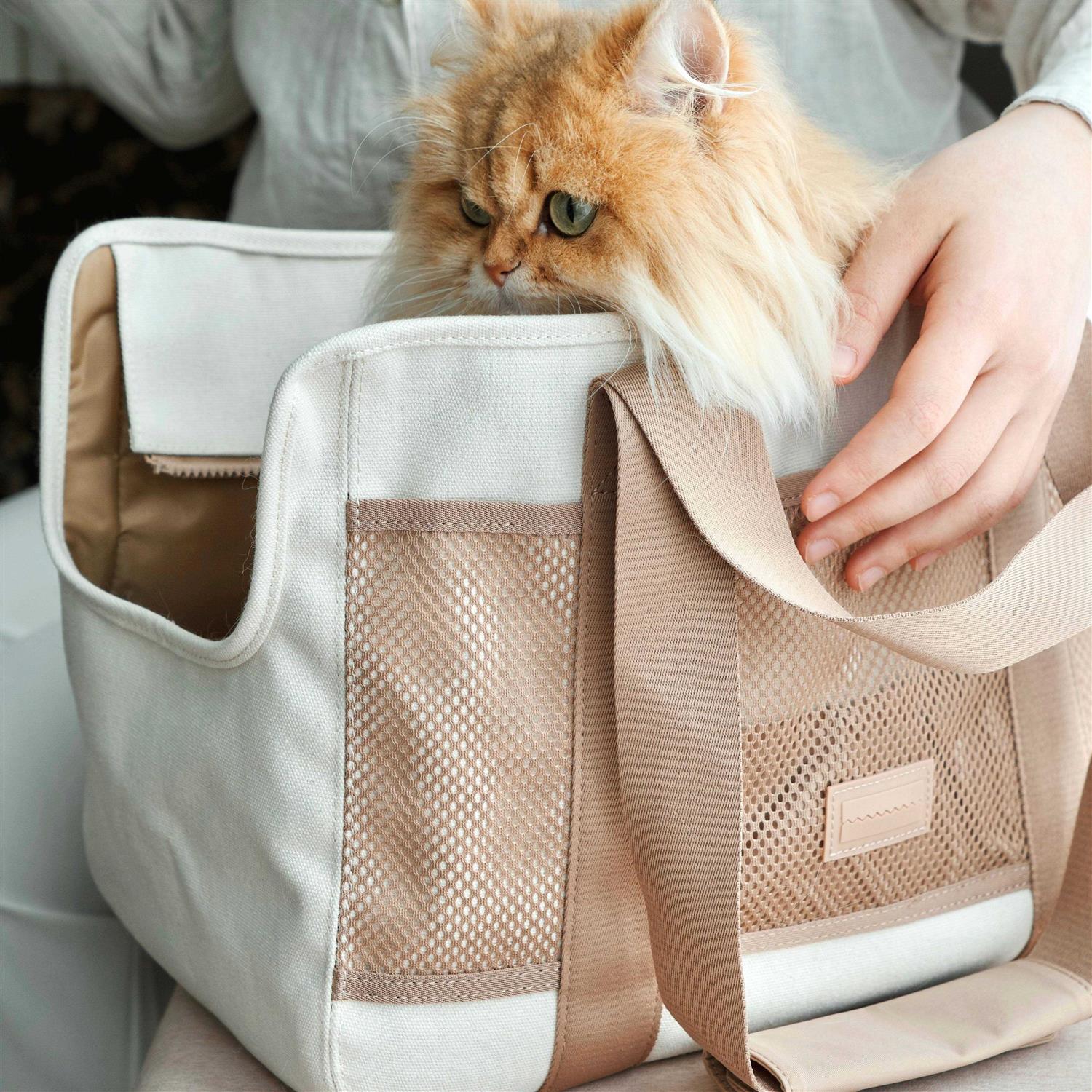 Small Dog Carrier for Pets up to 18lbs. Canvas Lightweight Water Resistant Pet Carrier. Perfect for Puppies or Kittens. Lambwolf Subway Carrier