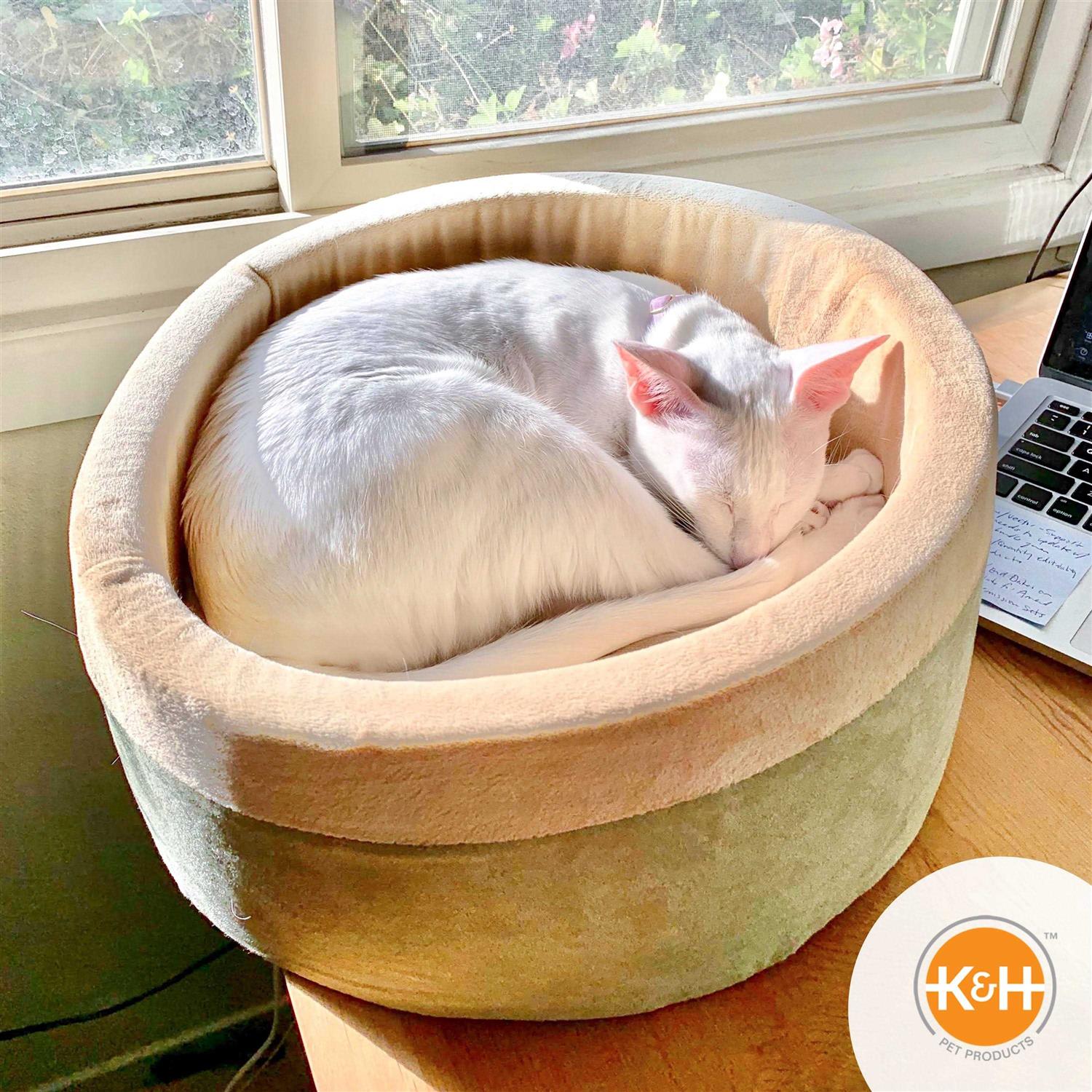 K&H Pet Products Thermo-Kitty Cat Bed