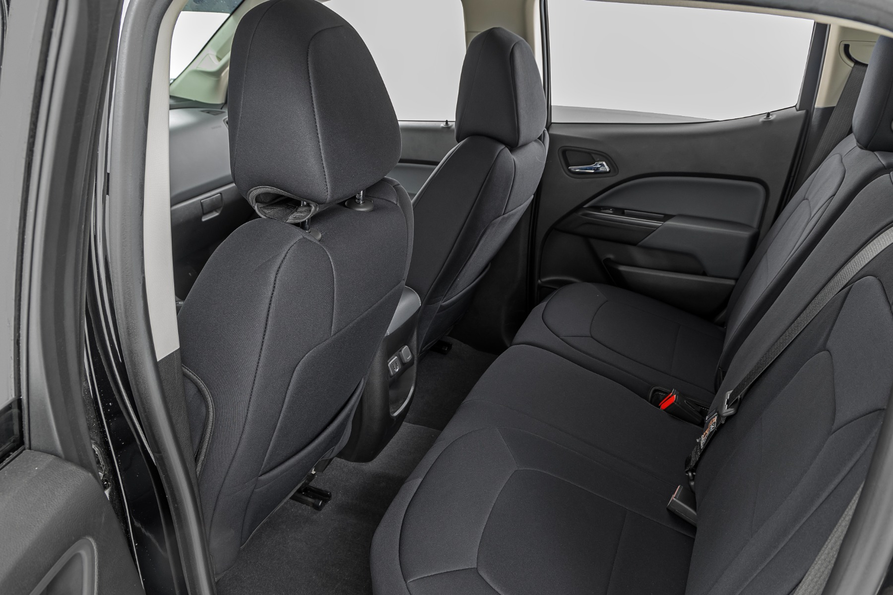 Rough Country Neoprene Seat Covers for 15-22 Chevy/GMC Colorado & Canyon - 91051 Fits select: 2015-2022 CHEVROLET COLORADO