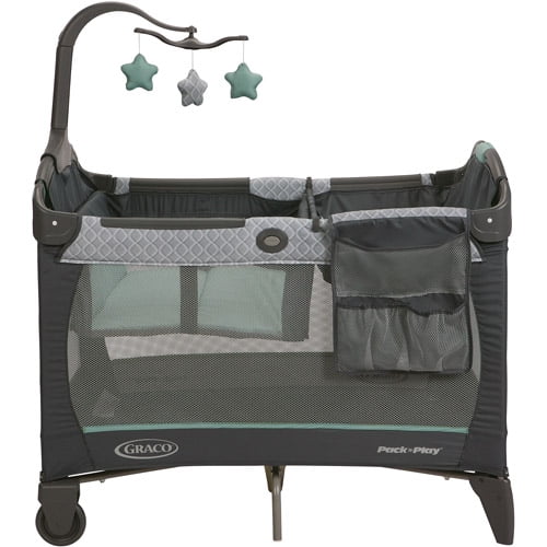 Graco Pack 'n Play Change 'n Carry Playard , Includes Portable Changing Pad, Manor, 40x Inch (Pack of 1)