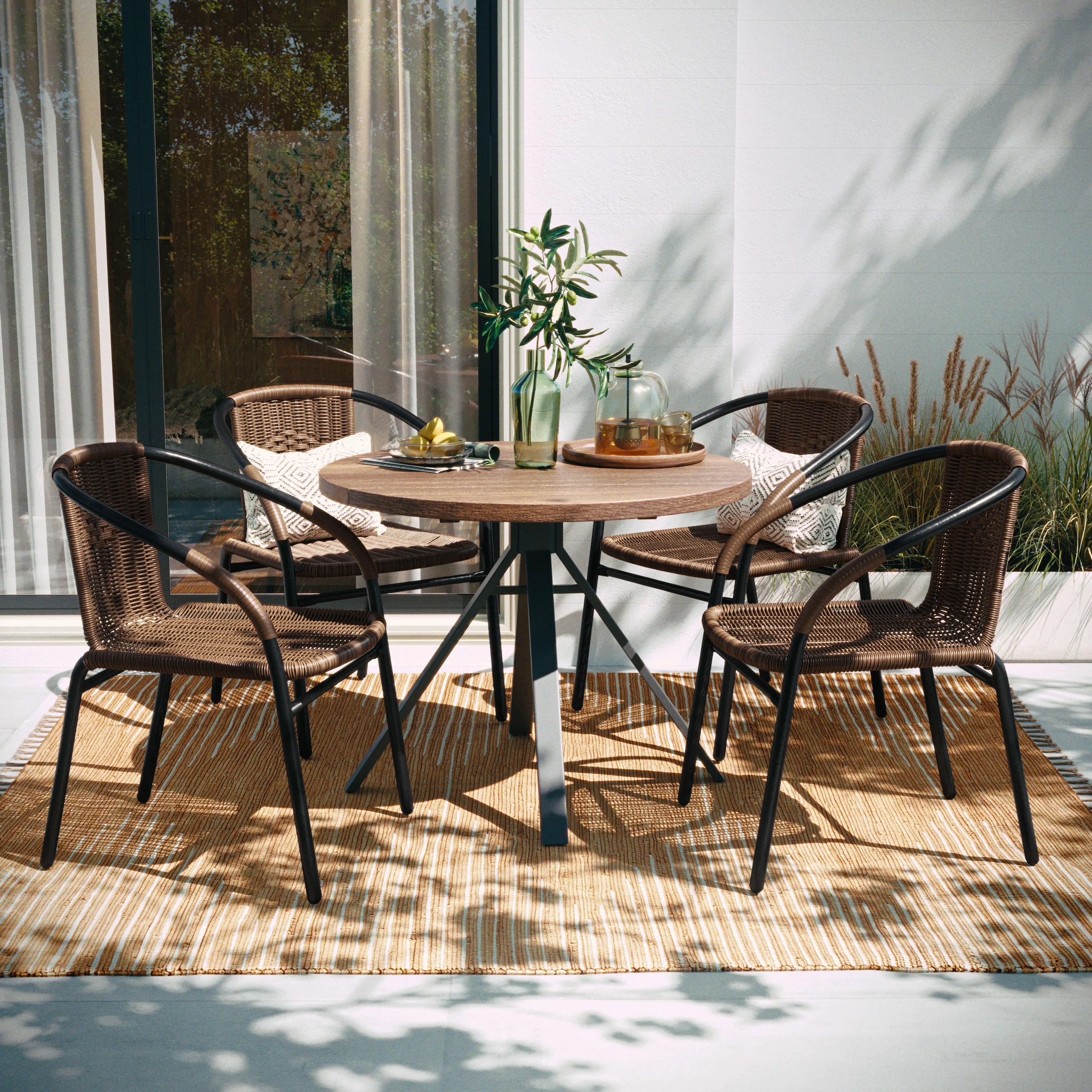Flash Furniture Lila 4 Pack Medium Brown Rattan Indoor-Outdoor Restaurant Stack Chair