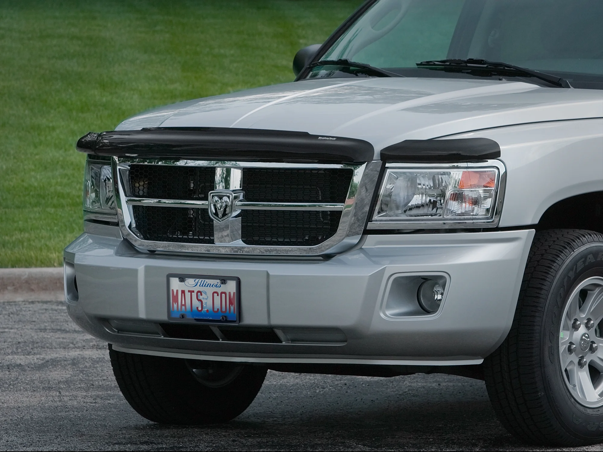 WeatherTech Stone and Bug Deflector Custom Fit Hood Deflector compatible with 2008-2011 Dodge Dakota