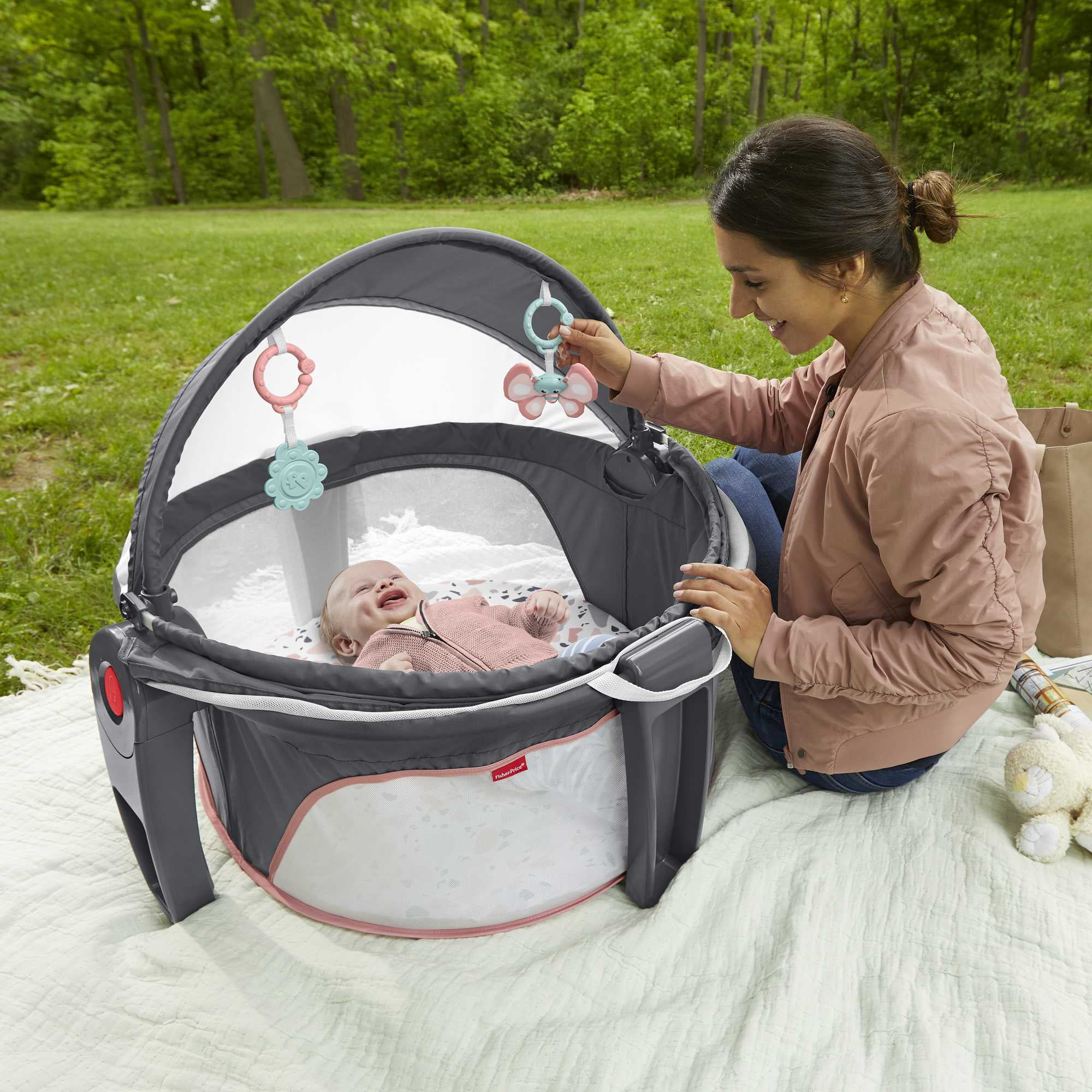 Fisher-Price On-the-Go Infant Dome Portable Bassinet and Play Space for Infants, Pink Pacific Pebble, Unisex