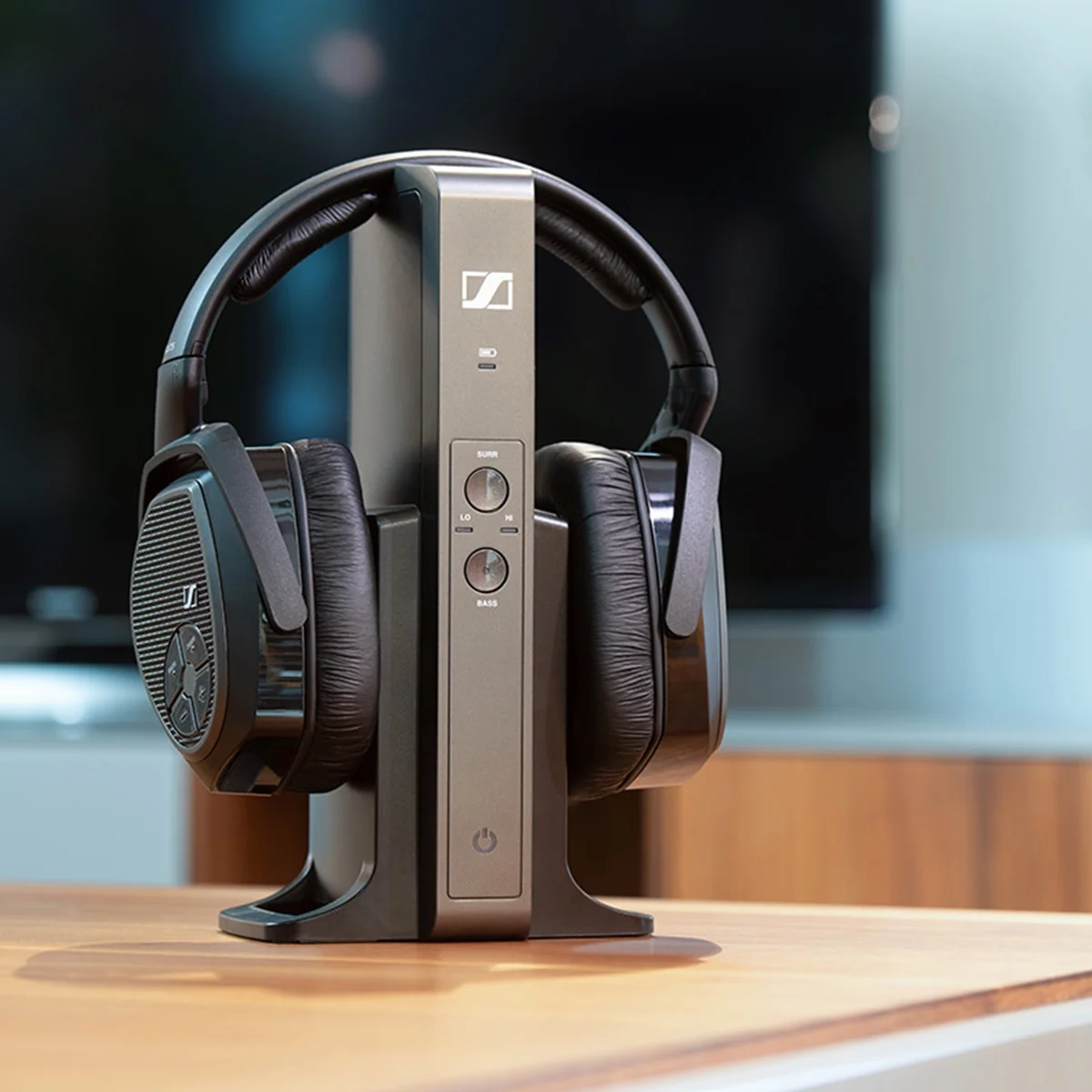 Sennheiser RS 175 RF Wireless Headphone System for TV Listening with Bass Boost and Surround Sound Modes