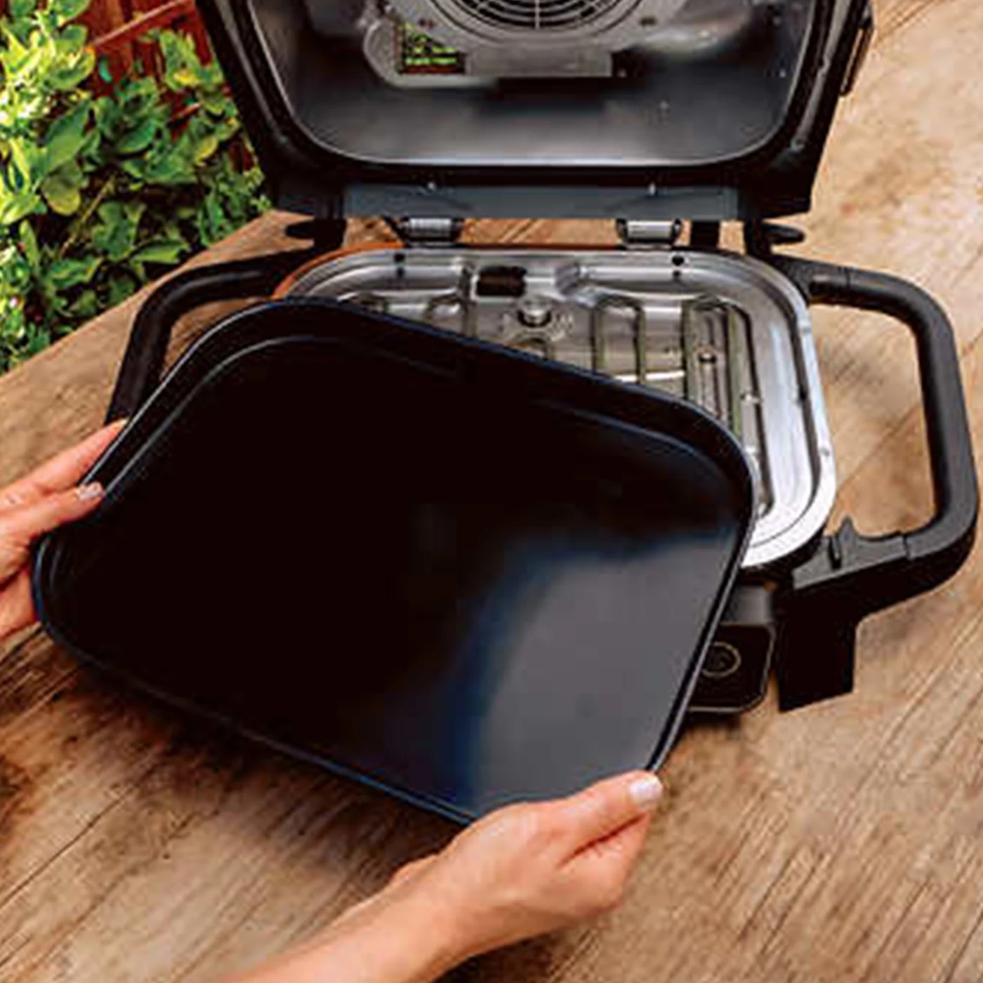 Restored Ninja OG701 Woodfire Outdoor Grill & Smoker 7 in 1 Master Grill BBQ Smoker and Air Fryer with Woodfire Technology Refurbished