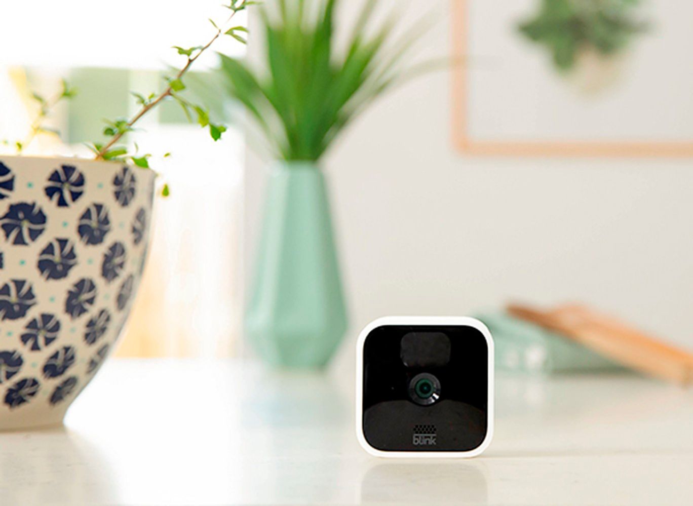 Blink - 5 Indoor (3rd Gen) Wireless 1080p Security System with up to two-year battery life - White