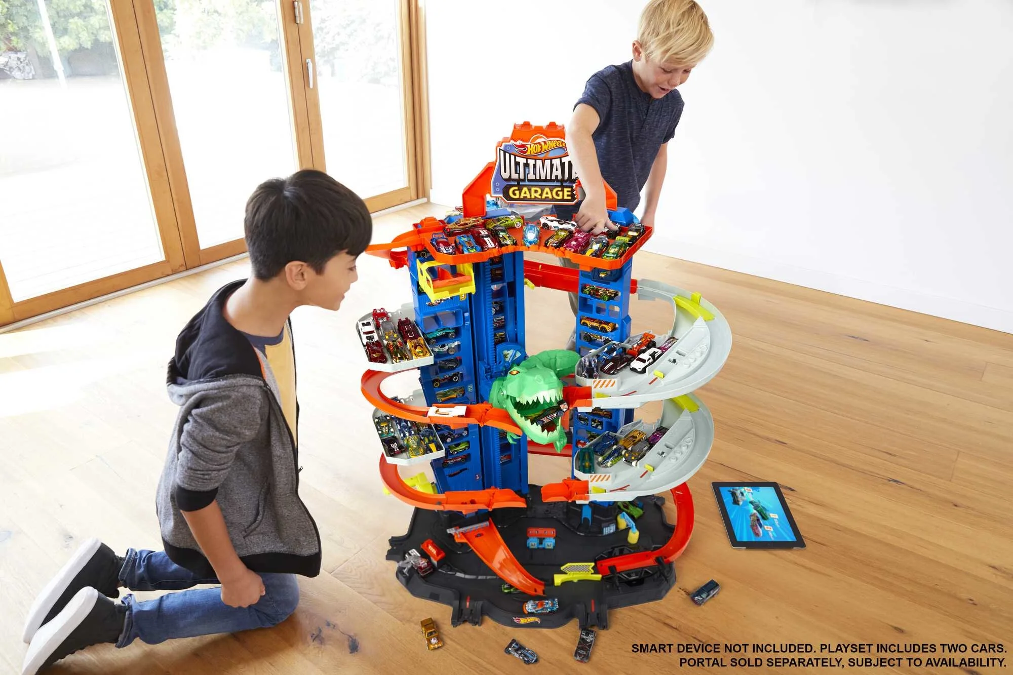 Hot Wheels HW Ultimate Garage Playset with 2 Toy Cars, Stores 100+ 1:64 Scale Vehicles