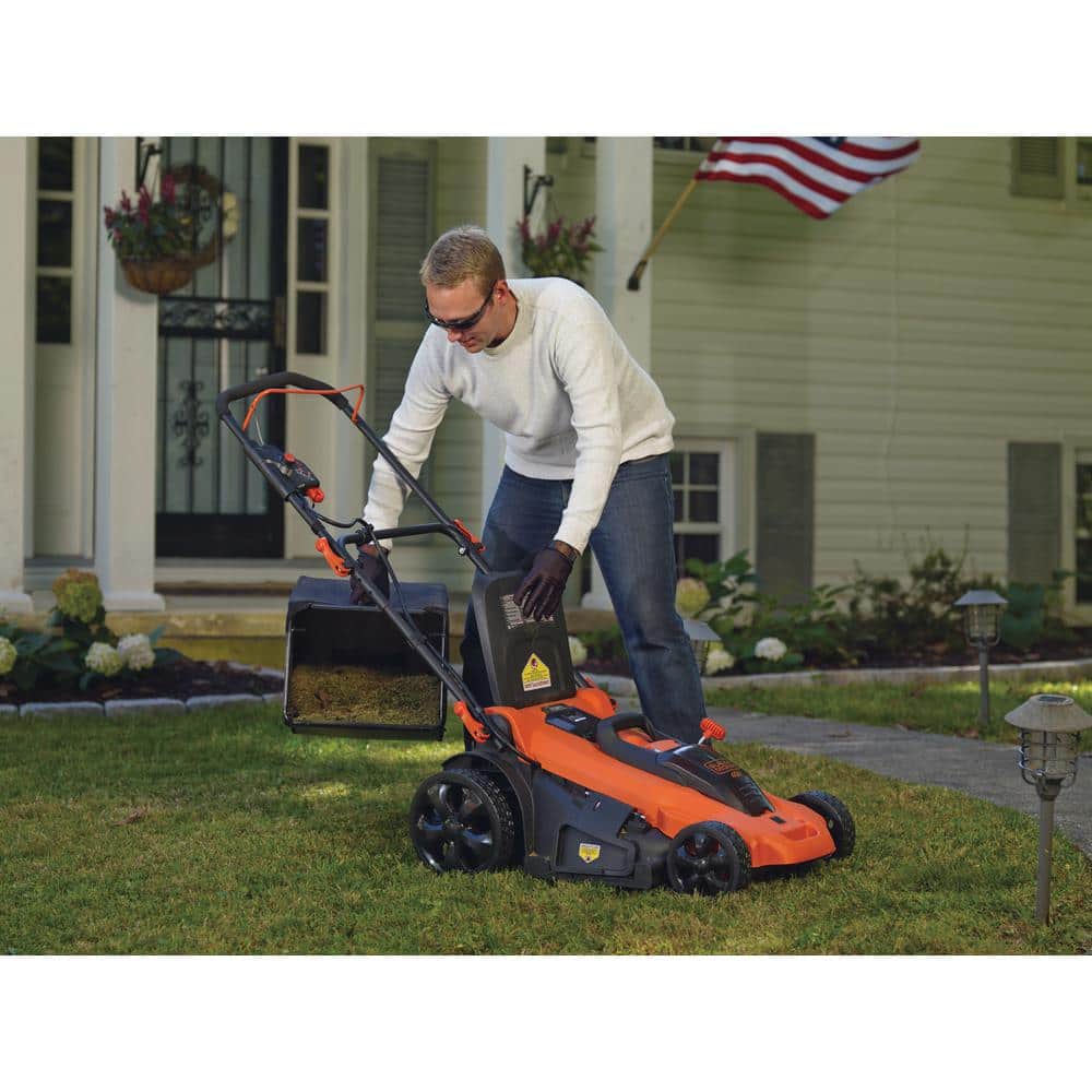 BLACK DECKER 40V MAX 20 in. Battery Powered Walk Behind Push Lawn Mower with (3) 2Ah Batteries & Charger CM2043CLBX2040