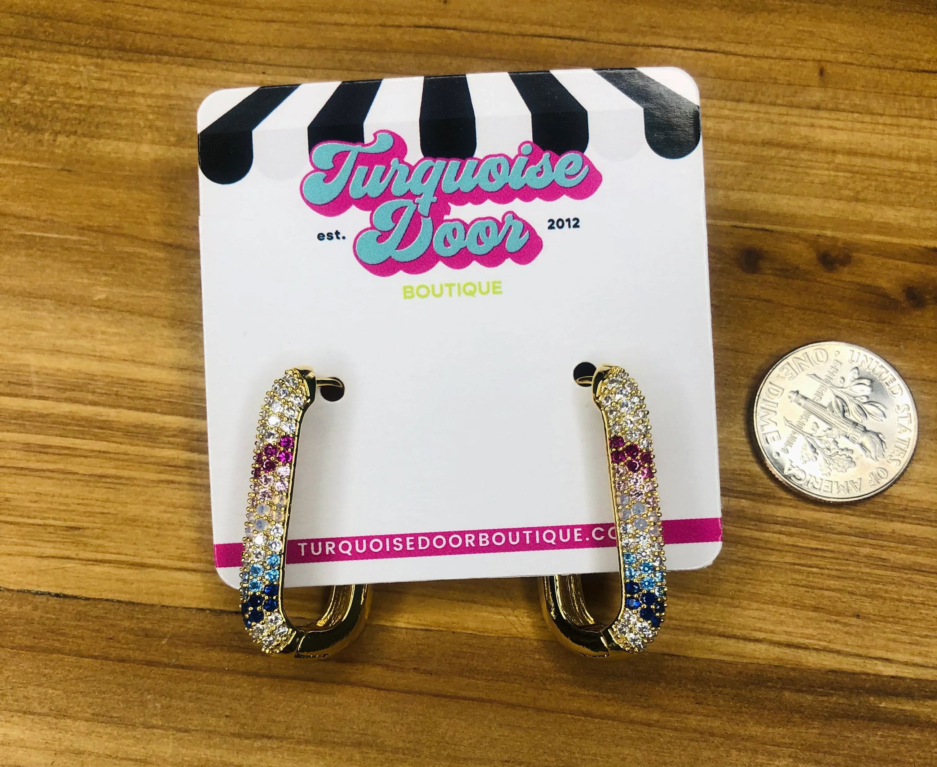 ALI ELONGATED HOOP-GOLD,PINK OPAL GRADATION