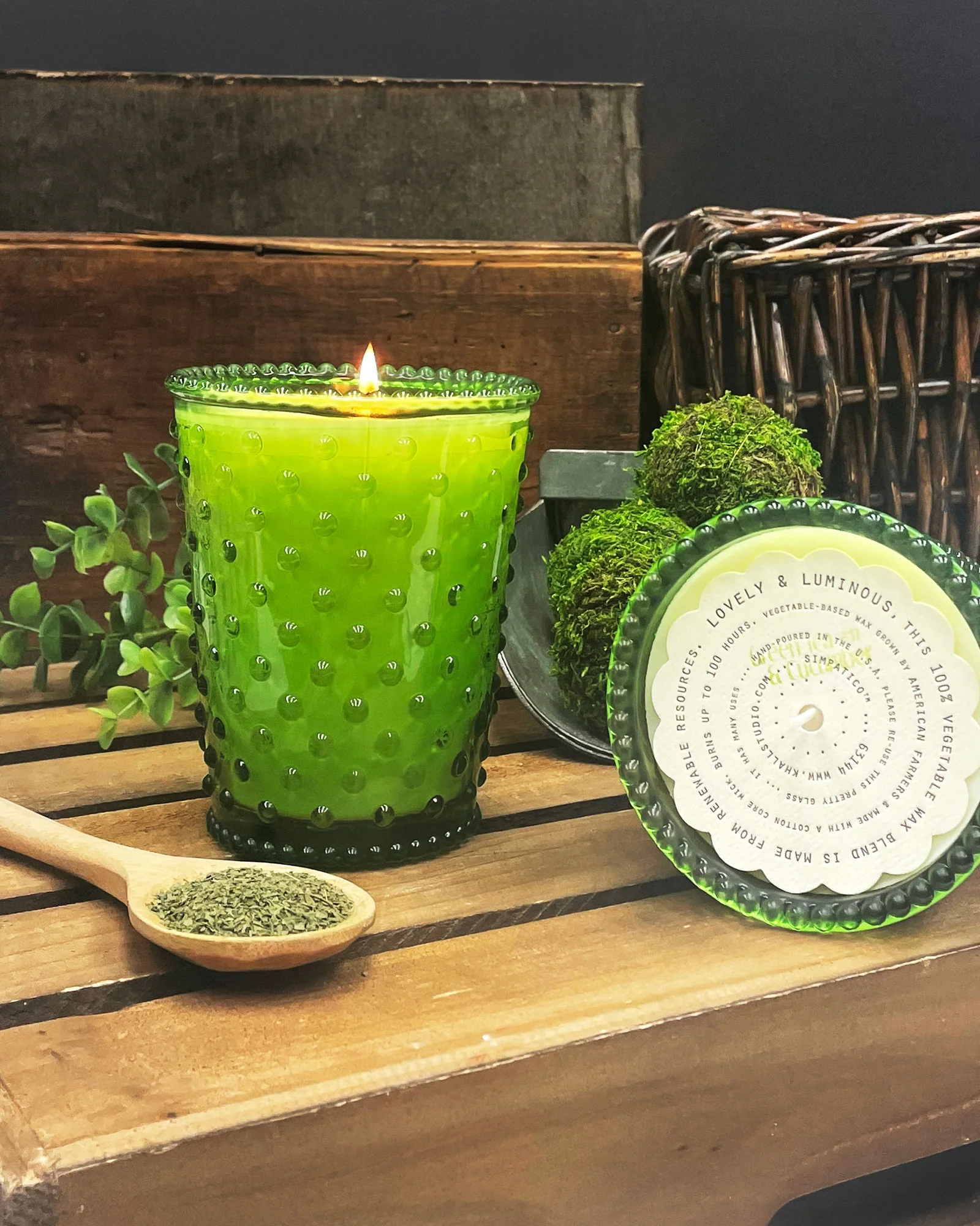 HOBNAIL CANDLE-GREEN TEA/CUCUMBER