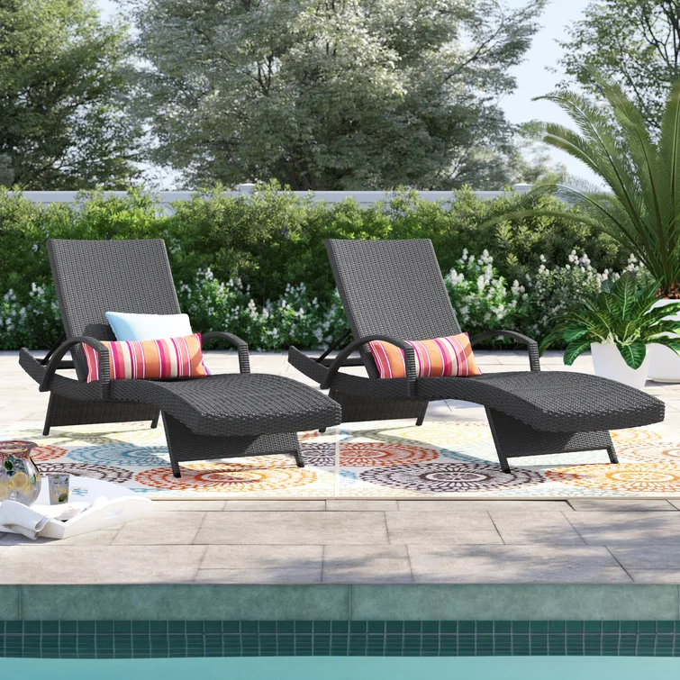 Billur Outdoor Chaise Lounge Set (Set of 2)