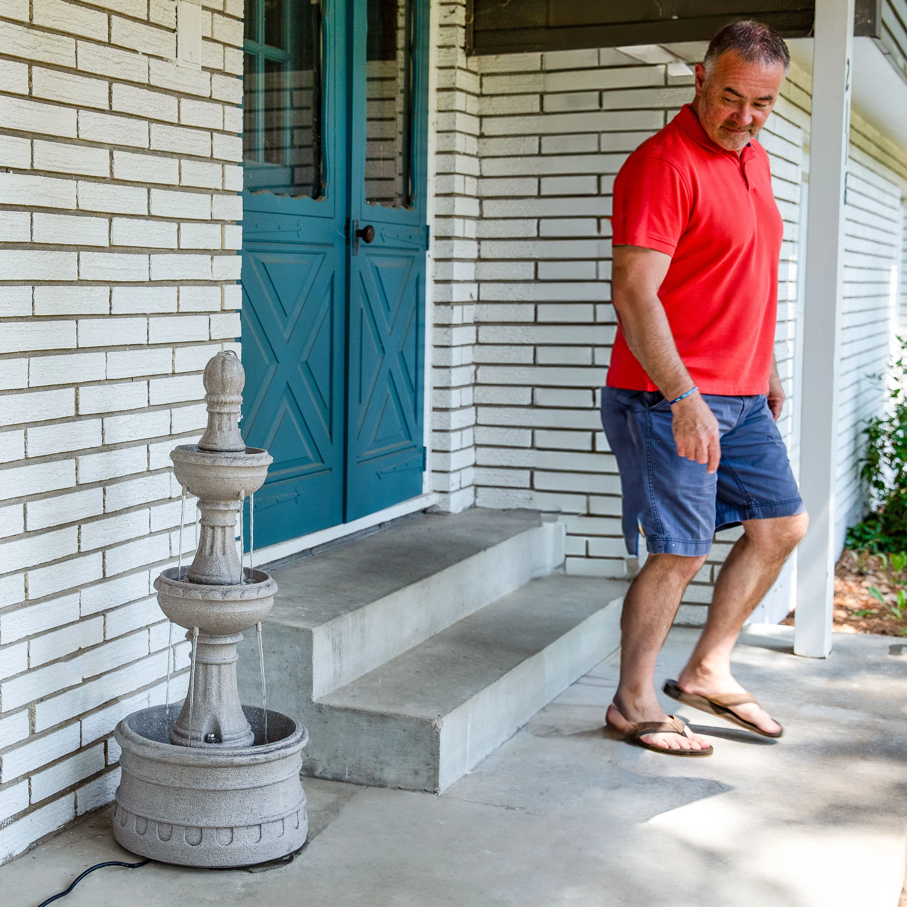 Sunnydaze Cyprus 3-Tier Polyresin Outdoor Water Fountain - 39