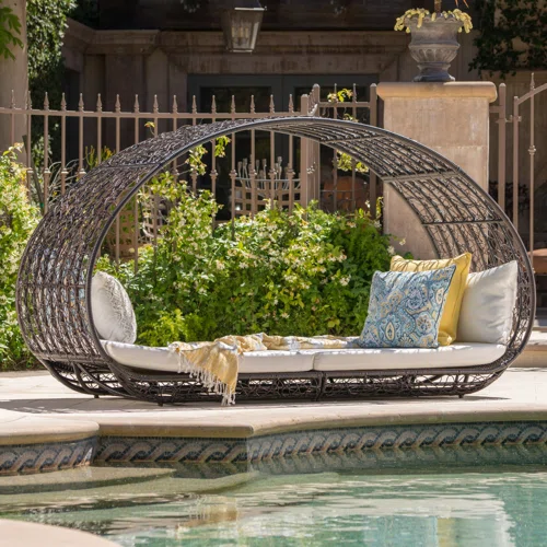 Lavina 91.25'' Wicker Outdoor Patio Daybed
