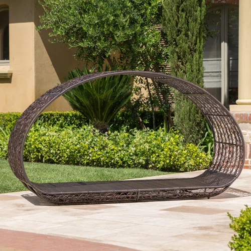 Lavina 91.25'' Wicker Outdoor Patio Daybed