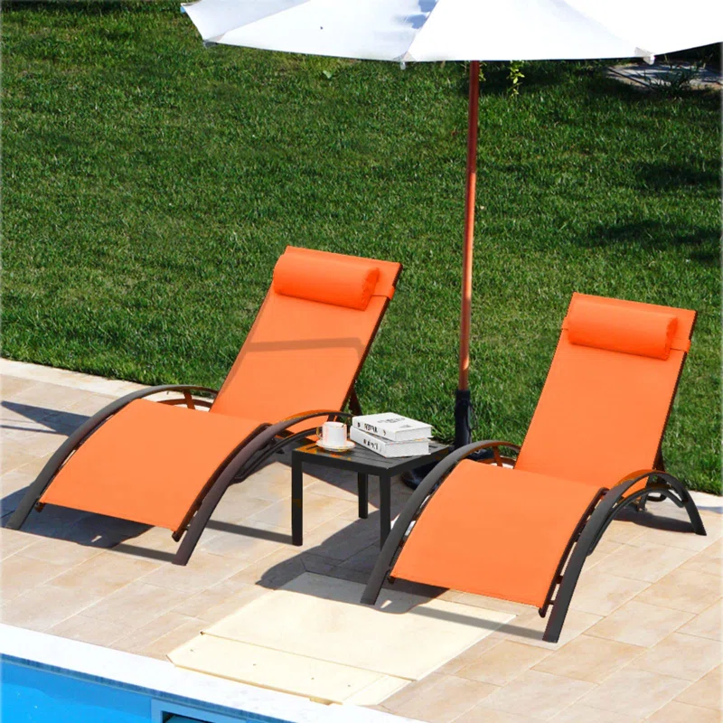 3 pcs Poolchairs Patio Chaise Lounge Set with Headrest, 5-Level Adjustable Sunbathing Tanning Poolside Recliner Chairs with Side Table for Outdoor Beach