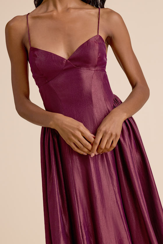 Paride Shiny Plum Gathered Lace-Up Midi Dress Dress - EJIACHE