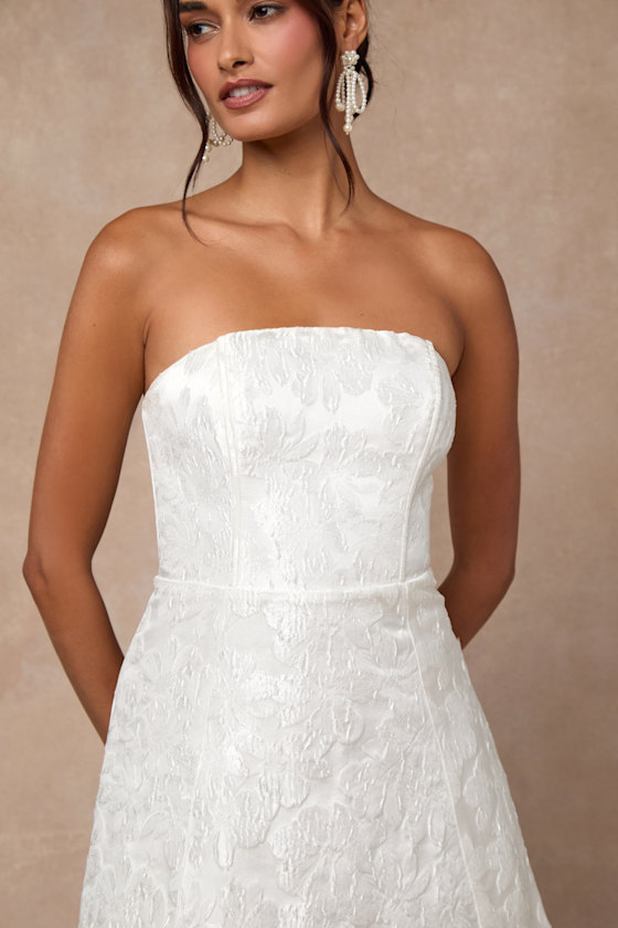 Tressa White Floral Jacquard Strapless Maxi Dress Dress - EJIACHE