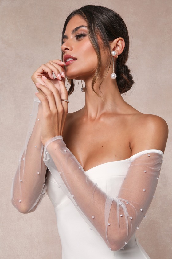 Eternally Beloved White Mesh Off-the-Shoulder Pearl Maxi Dress Dress - EJIACHE