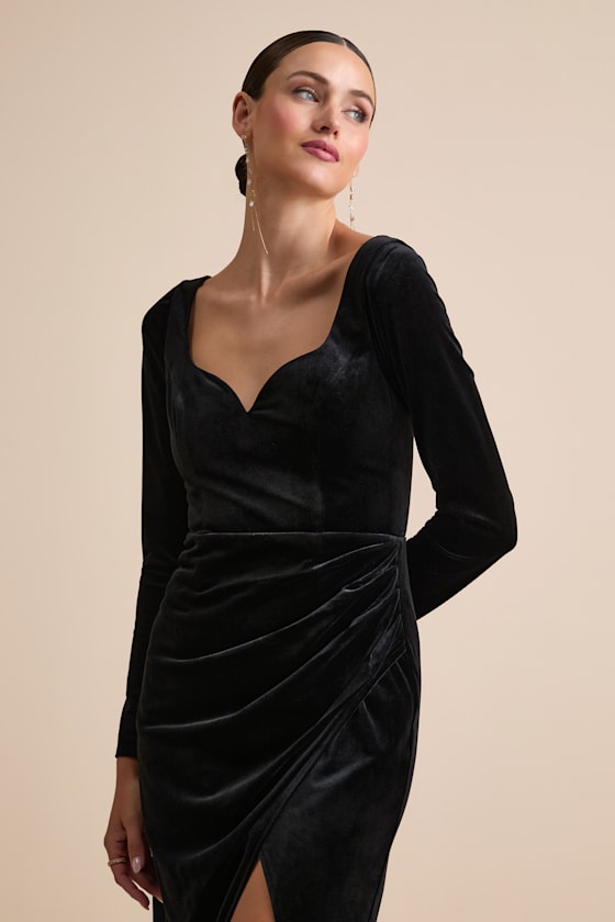 Forever Sensational Black Velvet Long Sleeve Maxi Dress Dress - EJIACHE