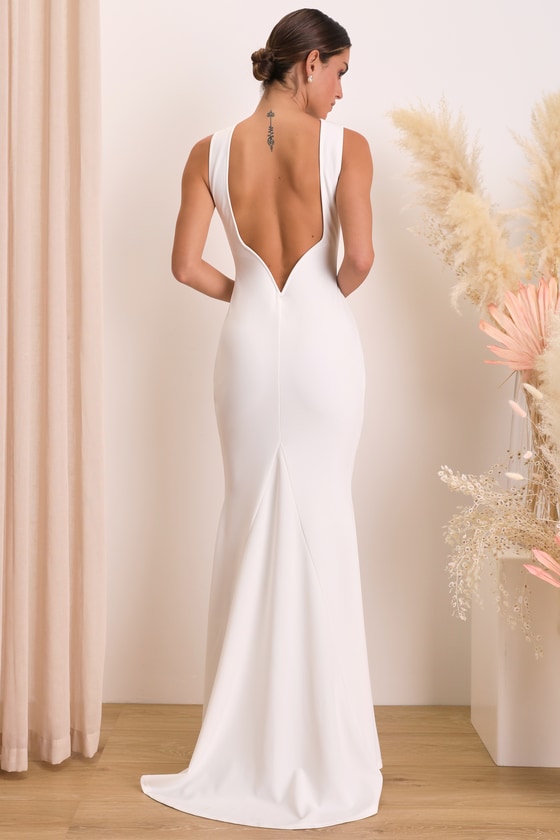 Va Va Voom White Backless Sleeveless Mermaid Maxi Dress Dress - EJIACHE