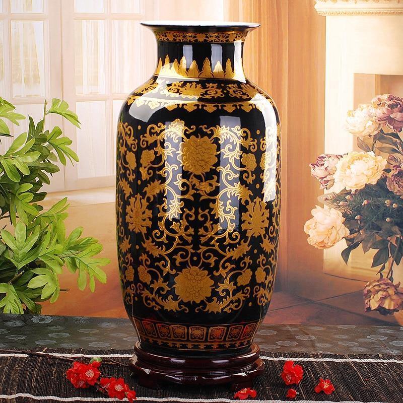 Large Chinese Vase - TRVCWOW