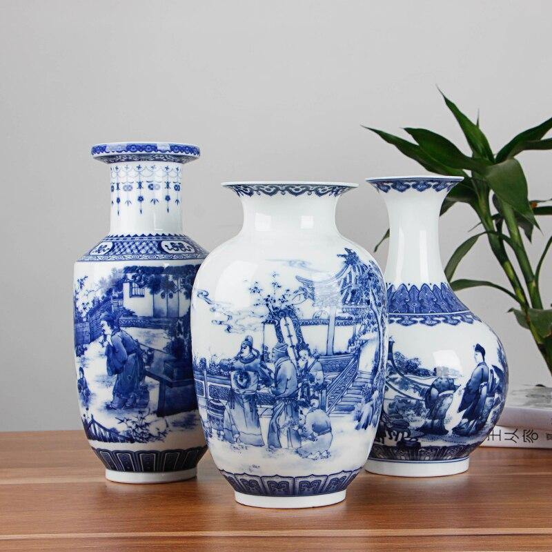 Blue And White Chinese Porcelain Vases - TRVCWOW