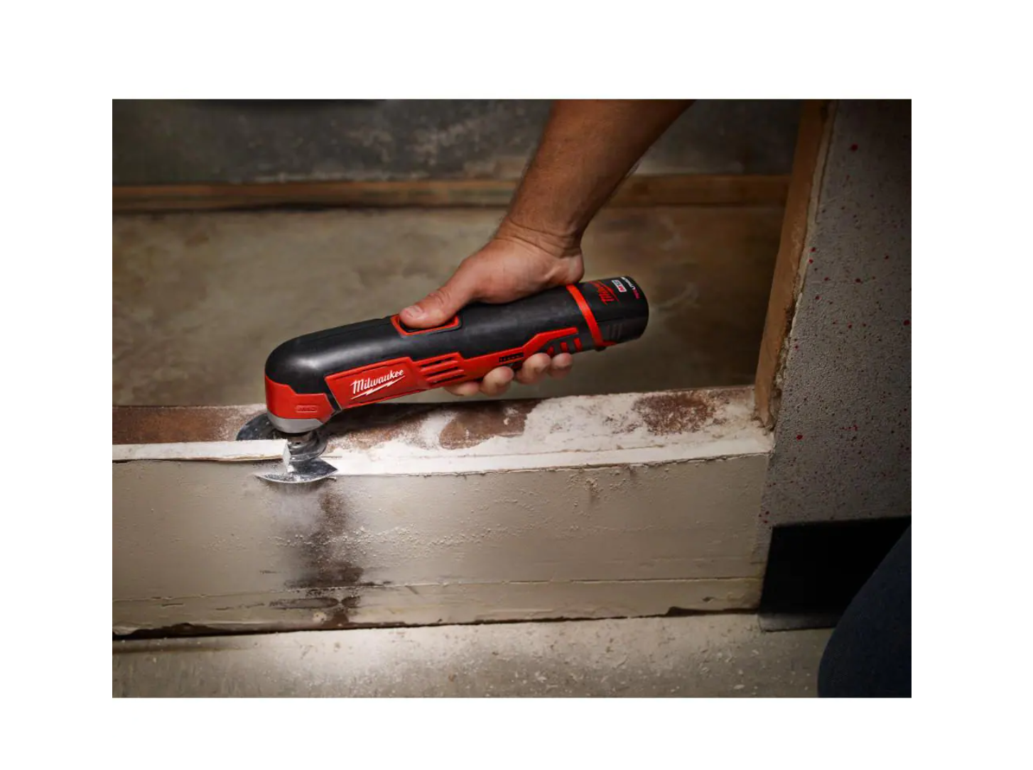 Milwaukee 242620 M12 12Volt LithiumIon Cordless Oscillating MultiTool ToolOnly - MadeInUSA
