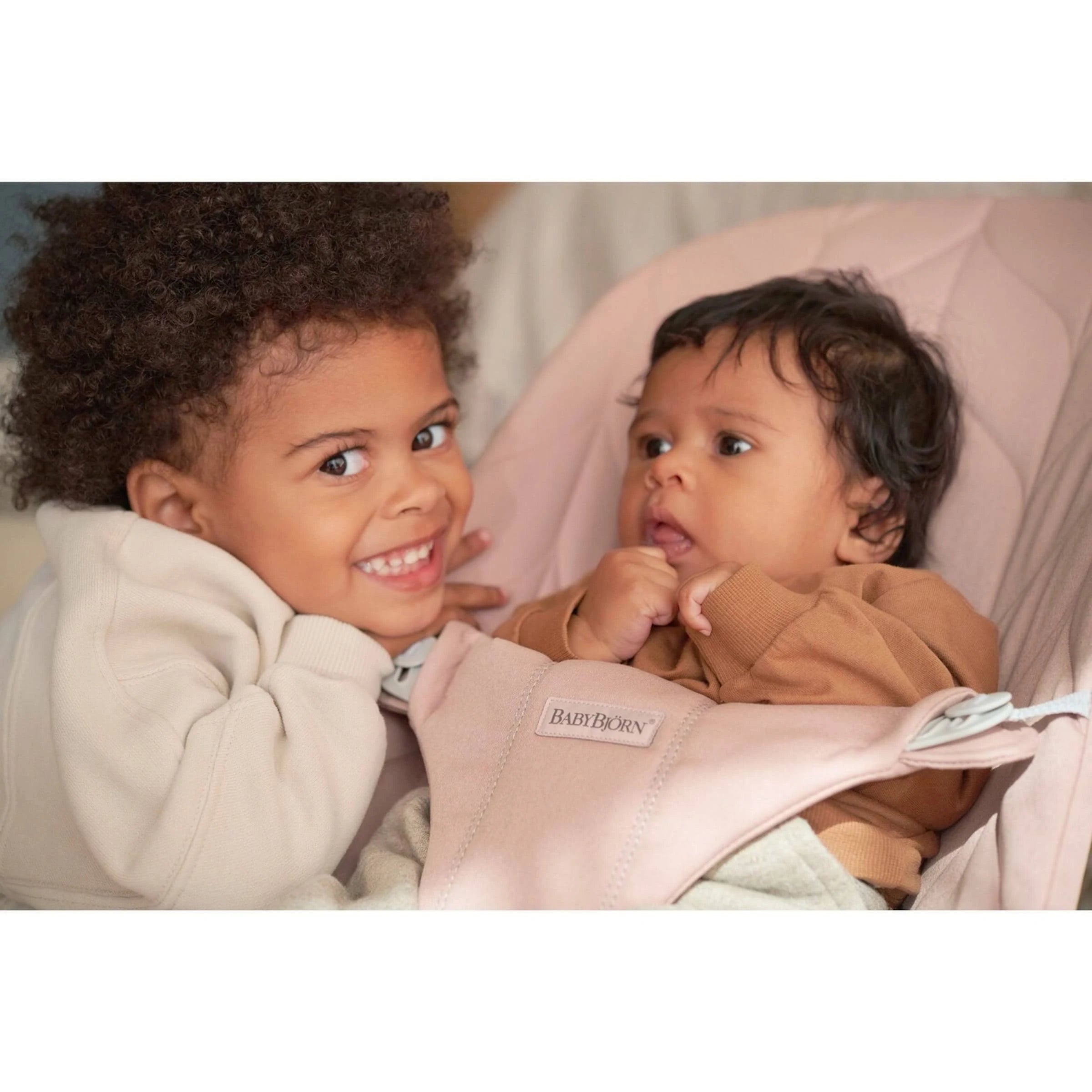 Bouncer Bliss - Dusty Pink / Woven, Petal Quilt / Light Gray - MadeInUSA