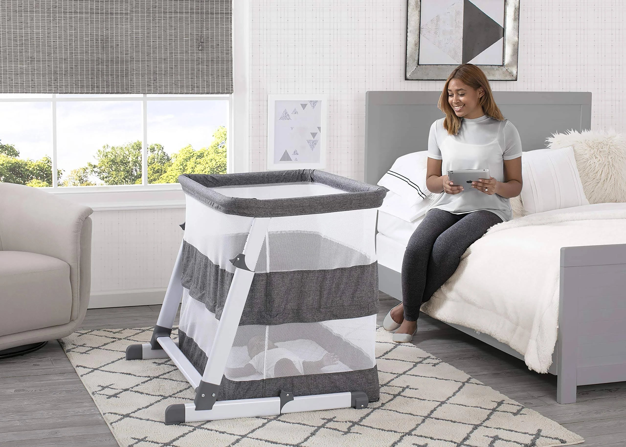 Simmons Kids Room2Grow Newborn Bassinet to Infant Sleeper Grey Tweed - MadeInUSA