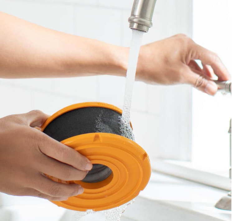 HOOVER MAXLife HighPerformance Swivel Pet Bagless Upright Vacuum Cleaner - MadeInUSA